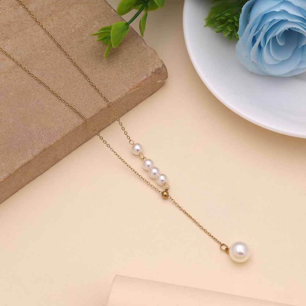 White Color Stainless Steel Anti Tarnish Necklace With Polished Look For Everyday Wear-FNDFP131WHT