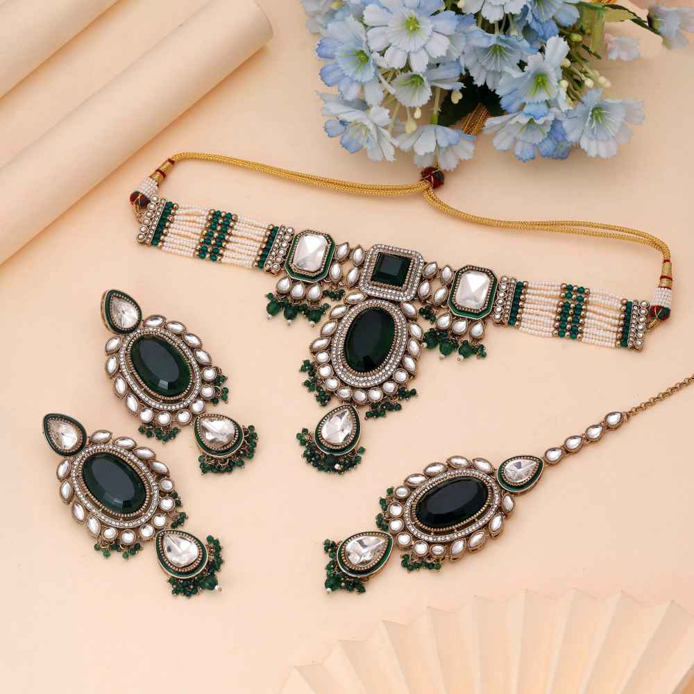 Green Color Choker Kundan Necklace Set With Royal Festive Statement Look-FNKN177GRN