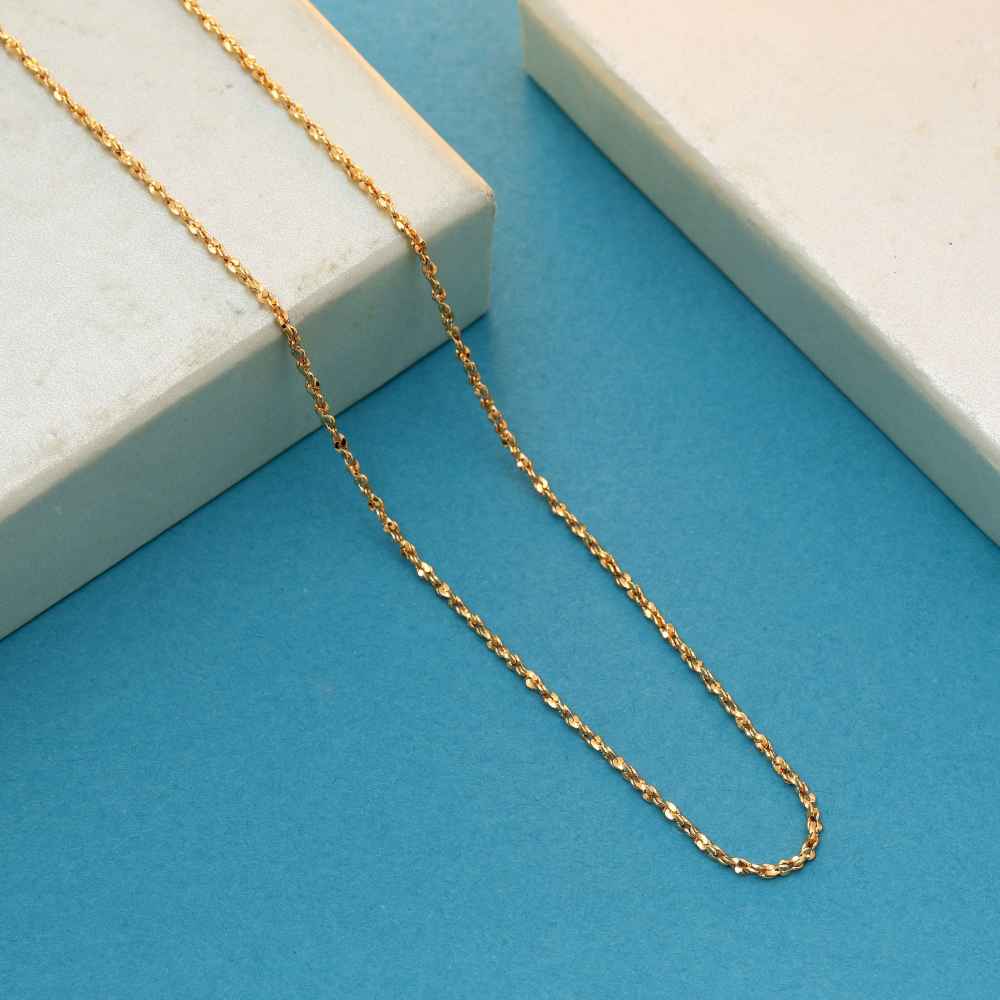 Gold Color Fashion Chain Necklace Crafted For Modern Ethnic And Casual Outfits-FNTRDN210GLD