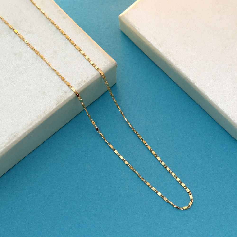 Gold Color Fashion Chain Necklace Featuring Sleek Design With Traditional Finish-FNTRDN211GLD