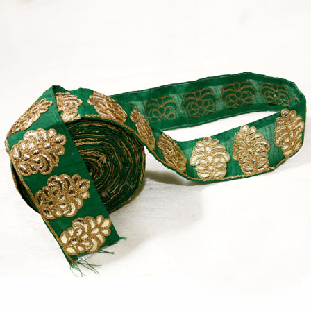 9 MTR Roll of Green and Gold Flower Pattern Indian Lace-4013