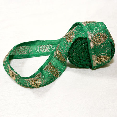 9 MTR Roll of Green and Golden Floral Pattern Ribbon-4024