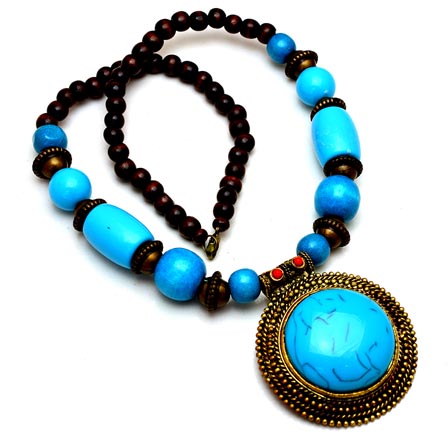Sky Blue and Maroon pearls Drop Neckless with Circular Pattern Pandent for Women