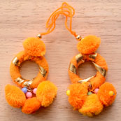 Decorative Orange Circular Pattern Handmade Pom Pom-0029