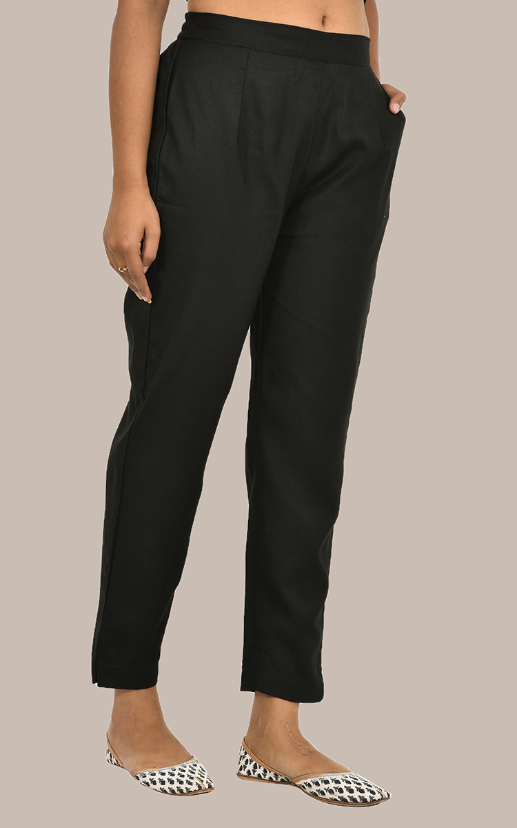 Women Black Cotton Slub Solid Pants-36123